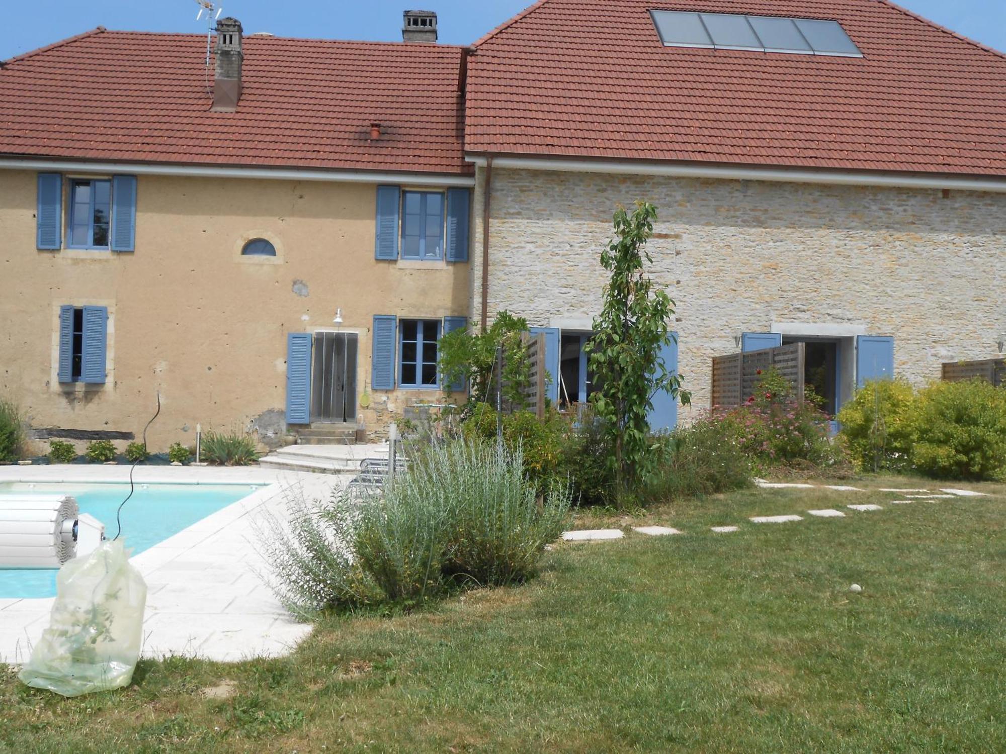 Les Grands Pres Bed and Breakfast Geney Buitenkant foto