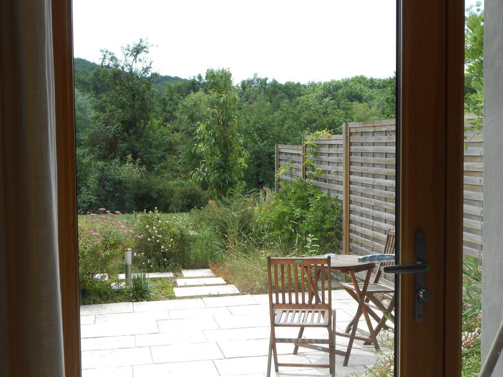 Les Grands Pres Bed and Breakfast Geney Kamer foto